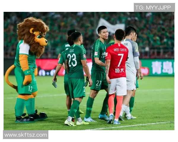 国安与恒大足球对决精彩纷呈谁能在这场巅峰之战中笑到最后